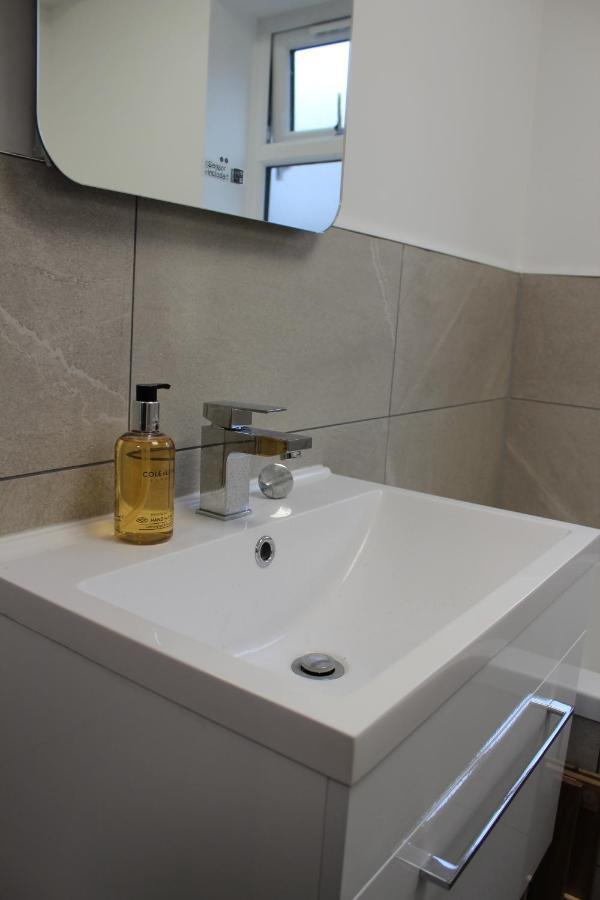 Fabulous One Bedroom Apartment In Ripon City Centre Экстерьер фото